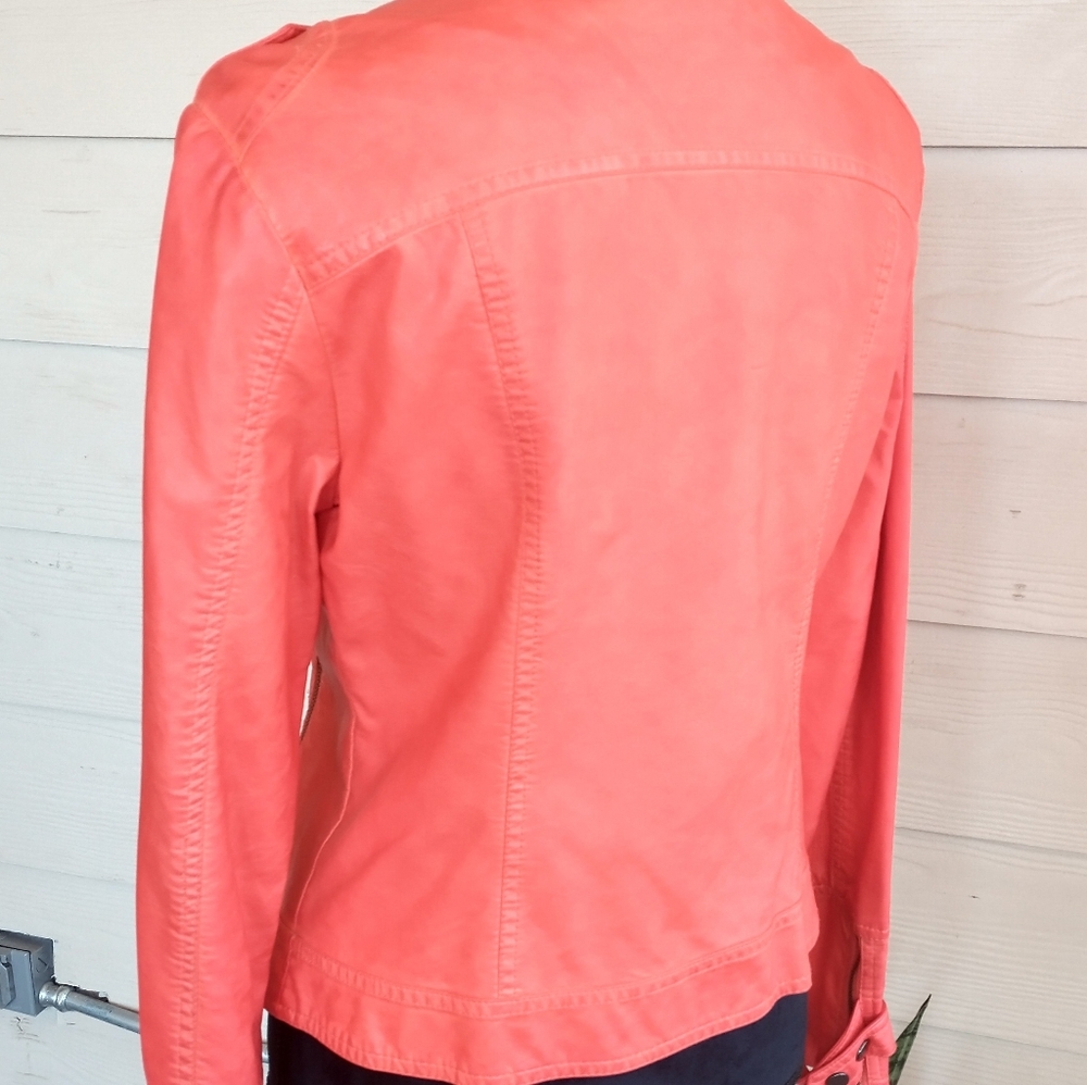 Jacket - Picture 4 of 7